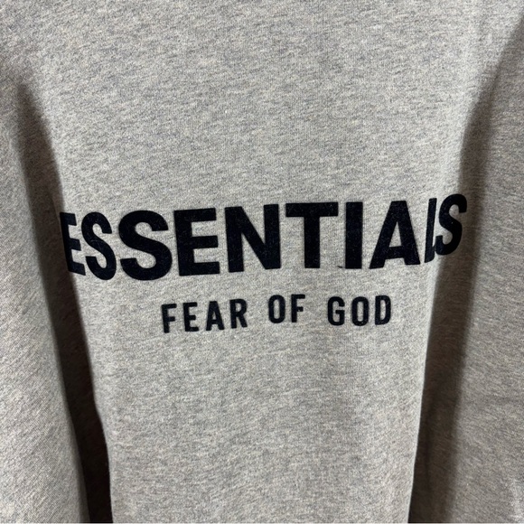 Fear Of God Essentials Stretch Limo Black Pullover Hoodie Men’s NWT - Picture 14 of 16